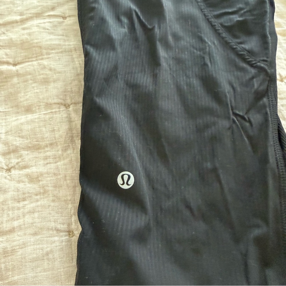 Lululemon Women's Dance Studio Crop 25" Pants Unlined Black Size 6 - Picture 8 of 9
